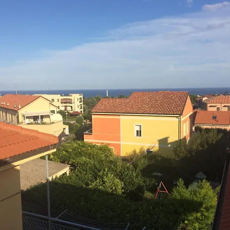 Lägenhet A Casa Di Nonna Luciana - Trilocale Con Giardino Ceriale